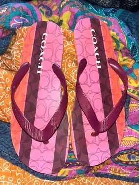 Coach Zak Signature Logo Stripe Flip Flops